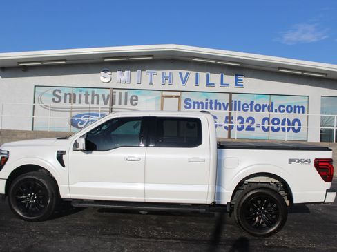 Used 2024 Ford F150 Lariat w/ FX4 Off-Road Package image 6