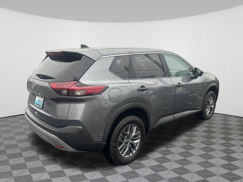 Used 2023 Nissan Rogue S FWD image 6