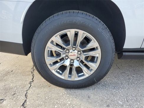 New 2026 GMC Yukon XL Denali image 6