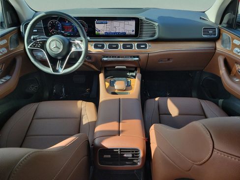 Used 2025 Mercedes-Benz GLE 450e 4MATIC image 18