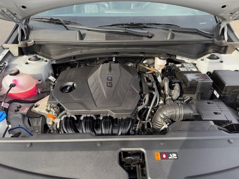 Used 2025 Kia Sportage X-Line w/ Premium Package image 39