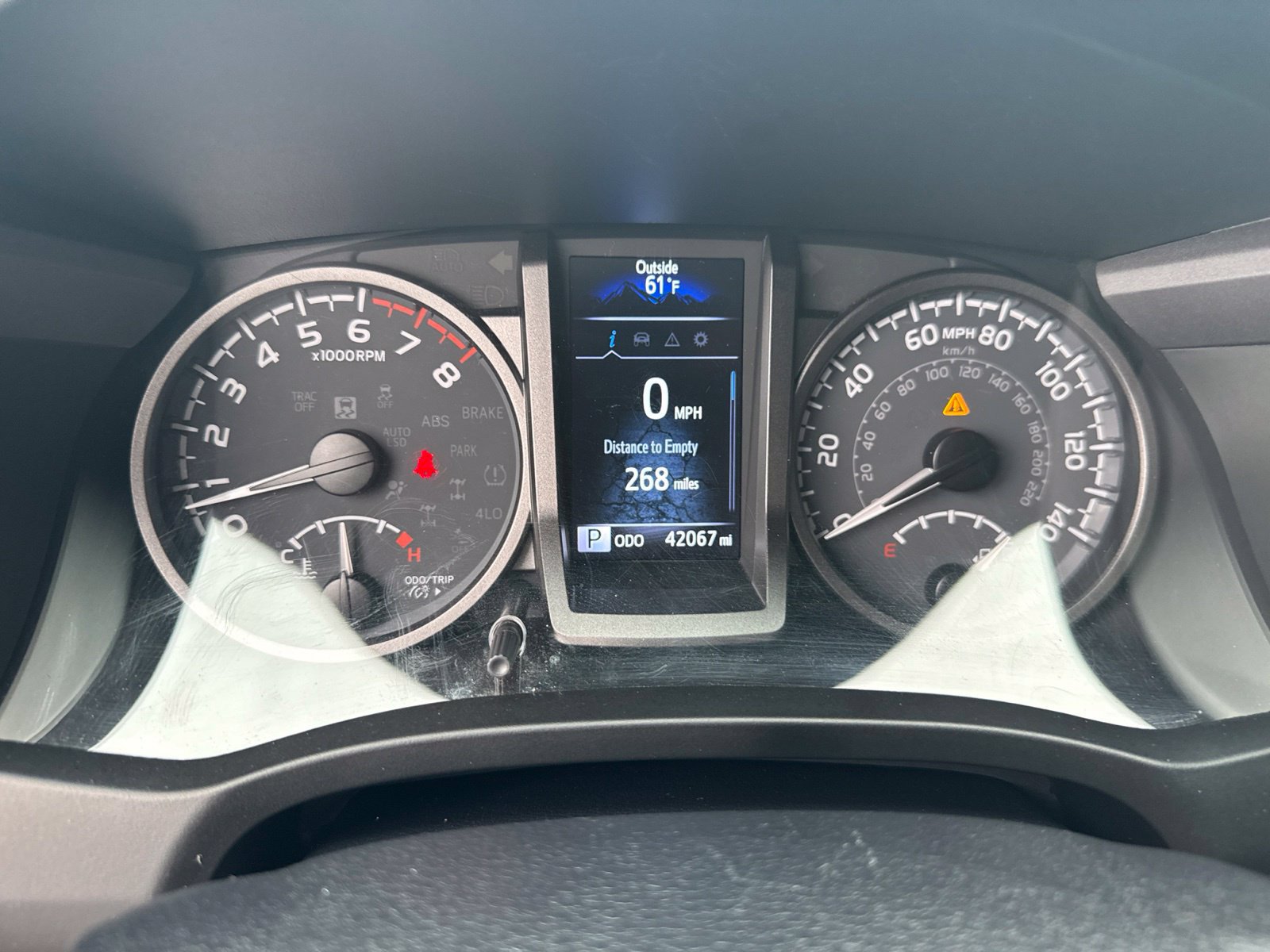 Used 2022 Toyota Tacoma TRD Off-Road AWD/4WD image 29
