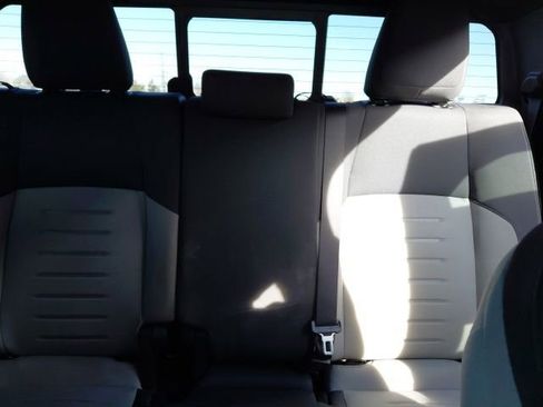 Used 2024 Toyota Tacoma TRD Off-Road image 28