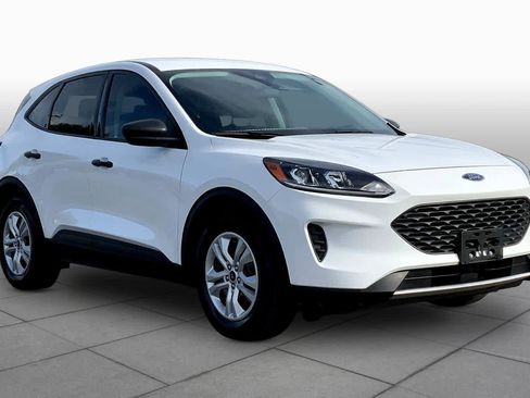 Certified 2022 Ford Escape S FWD image 3