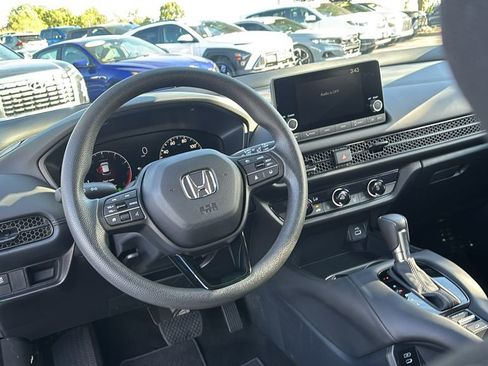 Used 2025 Honda HR-V LX image 13