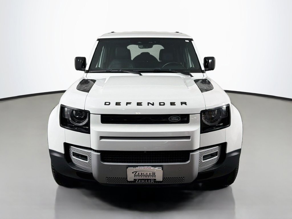 Used 2024 Land Rover Defender 110 S AWD/4WD image 2