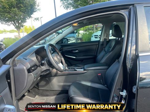 Certified 2024 Nissan Sentra SR w/ SR Premium Package FWD image 10