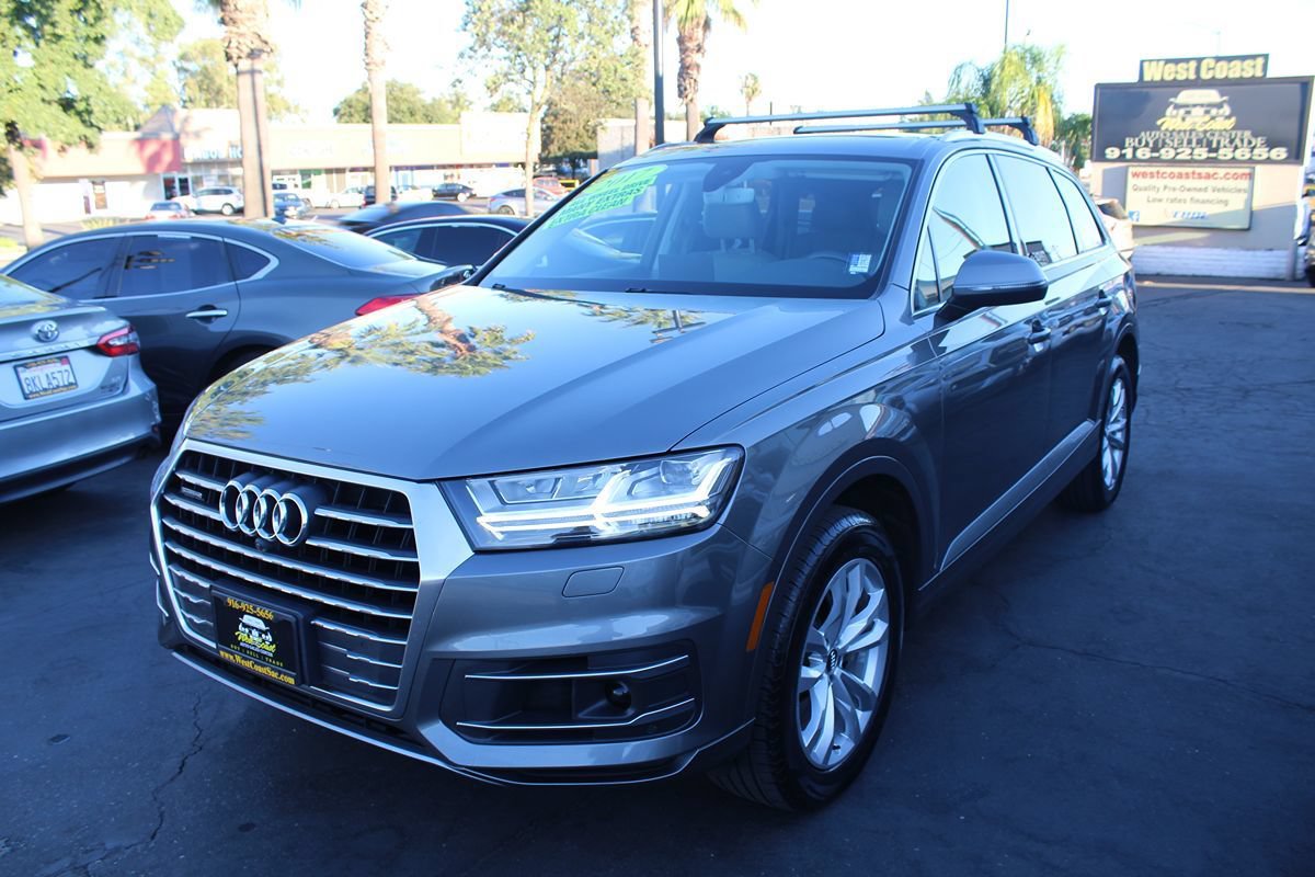 Used 2017 Audi Q7 3.0T Premium Plus AWD/4WD image 4