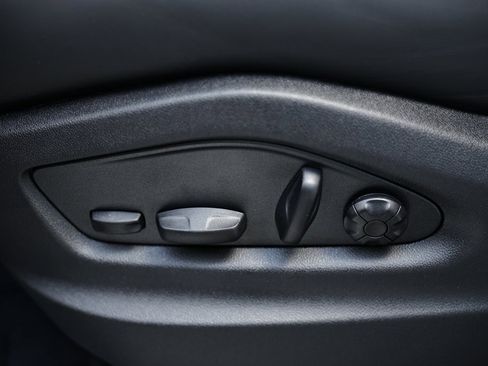 New 2026 Porsche Cayenne Turbo image 25