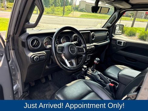 Used 2021 Jeep Gladiator Overland w/ Popular Equipment Package AWD/4WD image 8