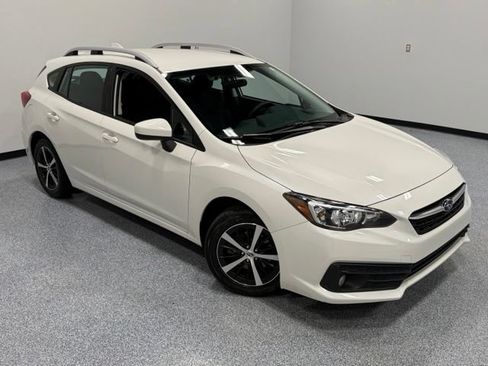 Used 2022 Subaru Impreza 2.0i Premium AWD/4WD image 30