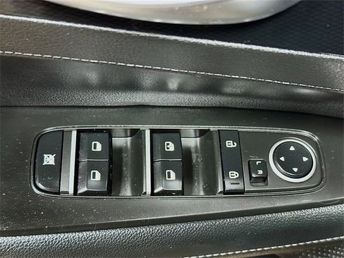 Used 2023 Kia Forte GT-Line w/ GT-Line Premium Package image 11