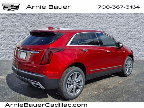 New 2025 Cadillac XT5 Premium Luxury image 6