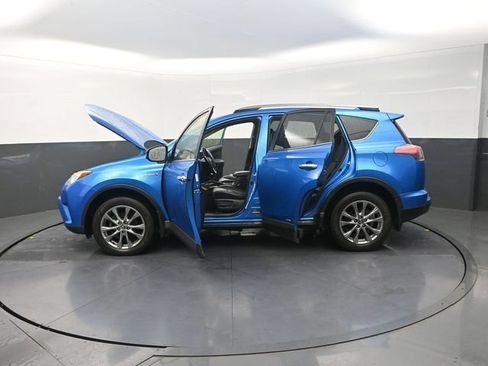 Used 2018 Toyota RAV4 Limited AWD/4WD image 42