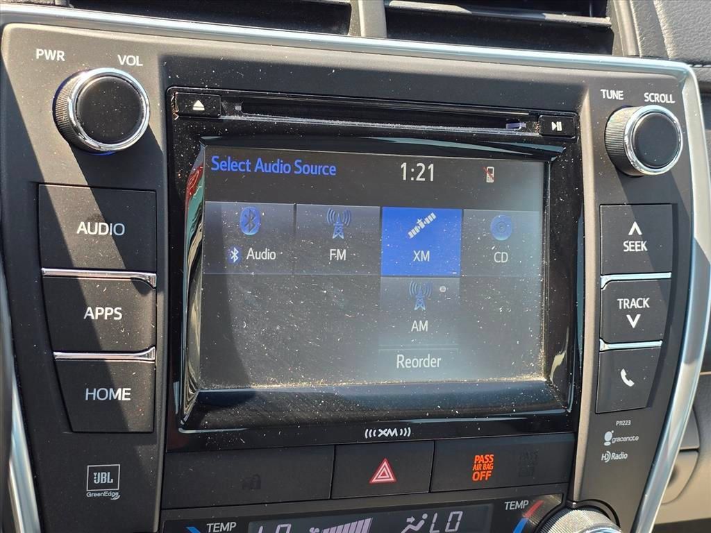 Used 2017 Toyota Camry XLE FWD image 18