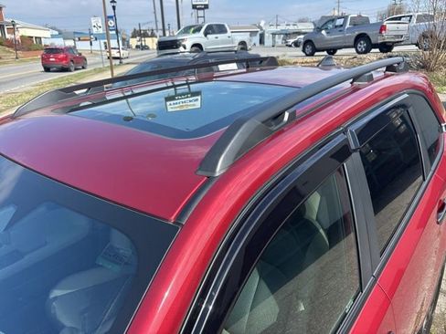 Used 2025 Subaru Forester Premium image 37