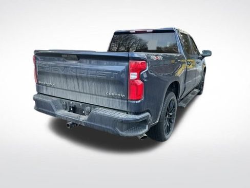 Used 2020 Chevrolet Silverado 1500 Custom w/ Custom Value Package image 5