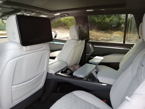 Used 2026 Cadillac Escalade V image 24