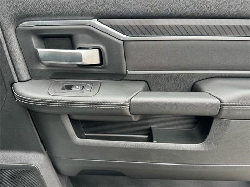 Used 2025 RAM 2500 Big Horn w/ Bed Convenience Group image 22