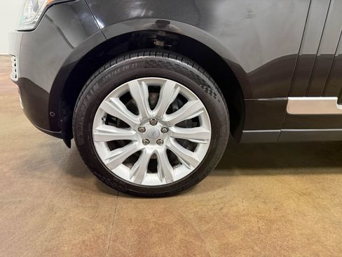 Used 2016 Land Rover Range Rover Supercharged AWD/4WD image 84