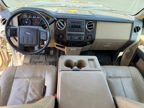 Used 2012 Ford F250 Lariat w/ Lariat Interior Pkg AWD/4WD image 18
