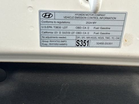 Certified 2024 Hyundai Santa Fe Limited FWD image 29