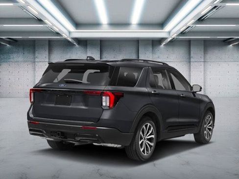 New 2026 Ford Explorer ST-Line w/ ST-Line Street Pack AWD/4WD image 1