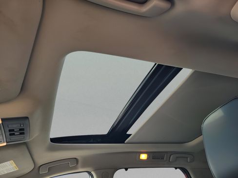 Used 2022 Nissan Pathfinder SL w/ SL Premium Package image 32