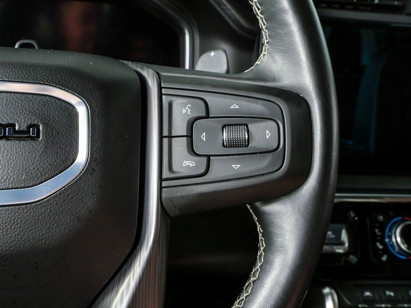 Used 2024 GMC Sierra 1500 Denali Ultimate AWD/4WD image 12
