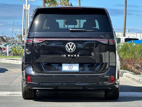 New 2025 Volkswagen ID. Buzz Pro S image 6