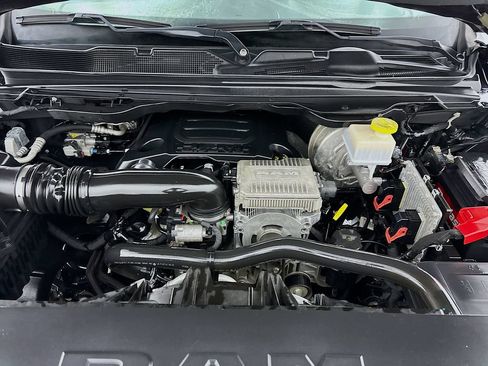Used 2020 RAM 1500 Laramie w/ Sport Appearance Package RWD image 31