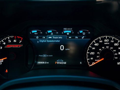Used 2018 Ford F150 Lariat w/ Equipment Group 502A Luxury AWD/4WD image 35
