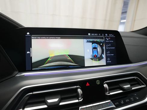 Used 2020 BMW X6 M50i w/ Premium Package AWD/4WD image 21