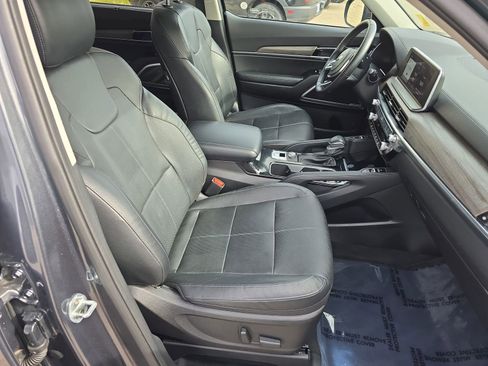 Used 2021 Kia Telluride EX w/ EX Premium Package image 10
