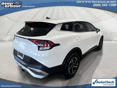 Used 2023 Kia Sportage LX AWD/4WD image 7