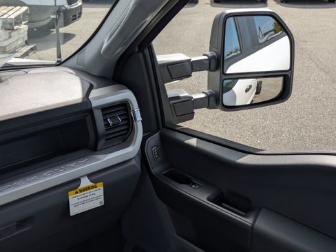 New 2026 Ford F350 XL w/ XL Chrome Package image 17