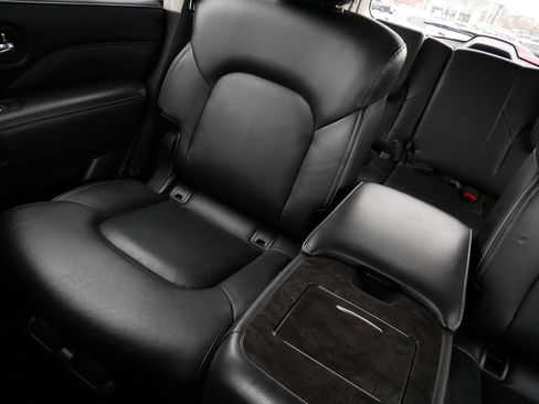 Used 2024 INFINITI QX80 Luxe image 12