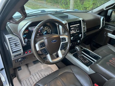 Used 2015 Ford F150 King Ranch w/ Equipment Group 601A Luxury AWD/4WD image 15