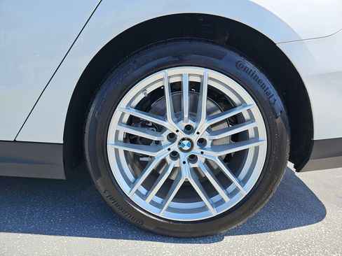 Used 2024 BMW 540i xDrive w/ Convenience Package image 34