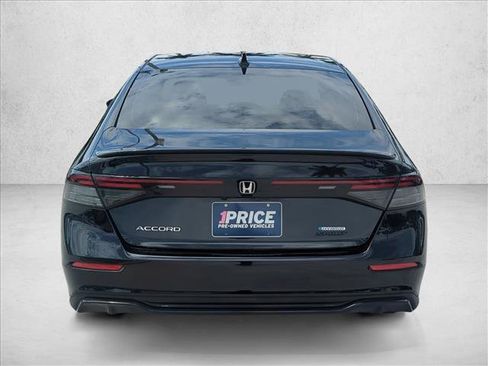 Used 2024 Honda Accord Sport image 6