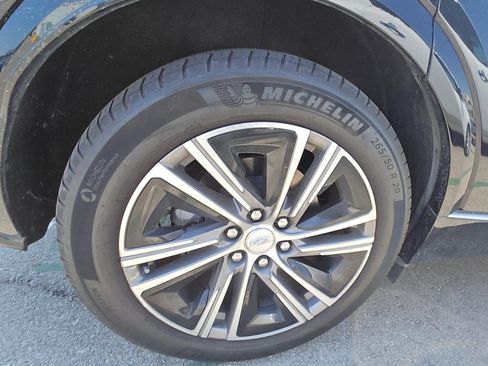 Used 2023 Cadillac Lyriq 2WD image 11