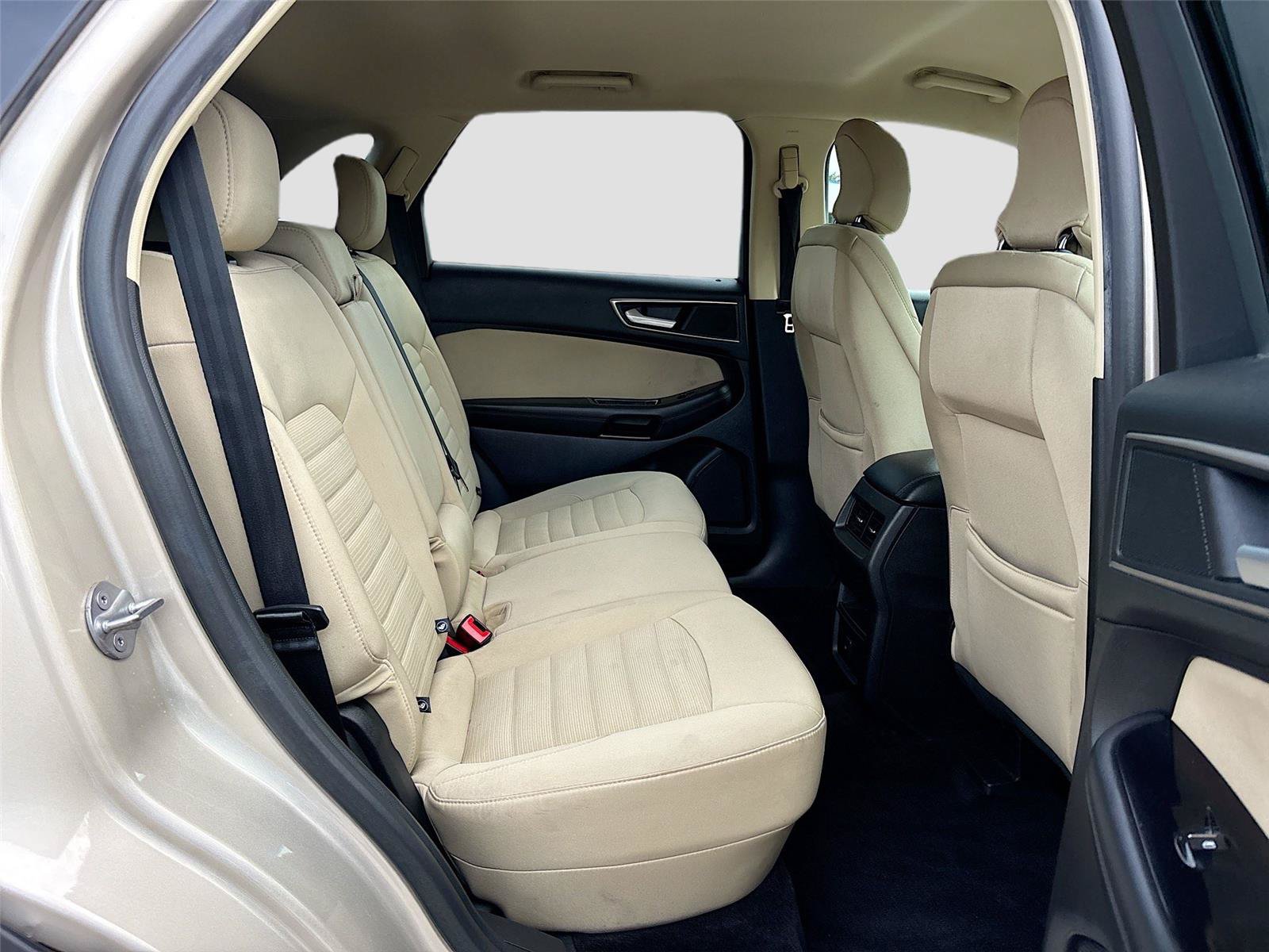 Used 2017 Ford Edge SEL FWD image 25