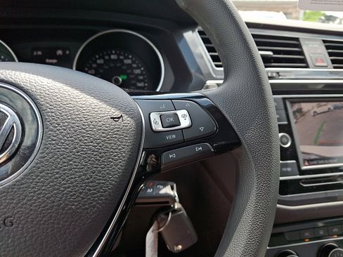 Certified 2020 Volkswagen Tiguan S AWD/4WD image 20