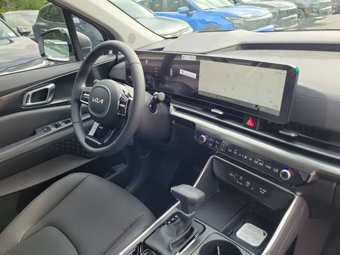New 2026 Kia Carnival SX Prestige FWD image 8