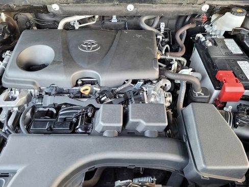 Used 2024 Toyota RAV4 LE image 20