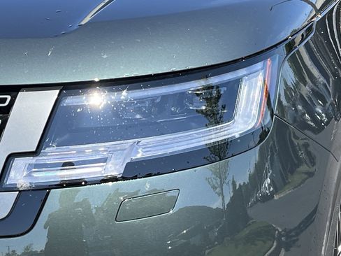 Used 2026 Land Rover Range Rover SE image 10