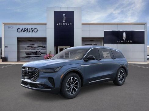 New 2026 Lincoln Nautilus Premier image 1