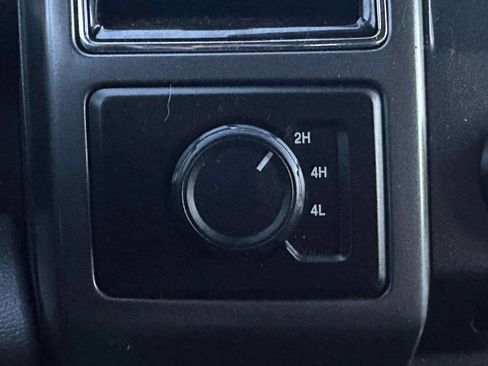 Used 2018 Ford F150 XLT AWD/4WD image 30