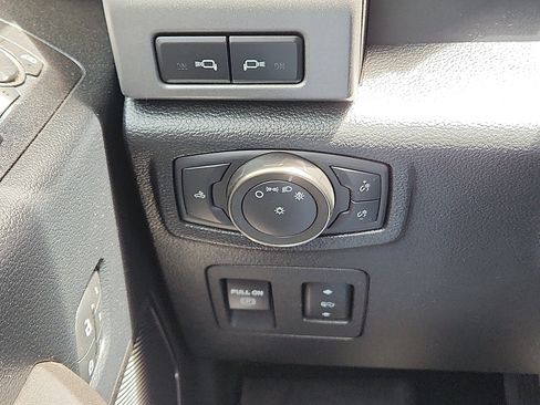 Used 2020 Ford F150 Raptor w/ Equipment Group 802A Luxury AWD/4WD image 15