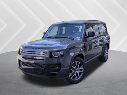 Used 2026 Land Rover Defender 130 S image 1